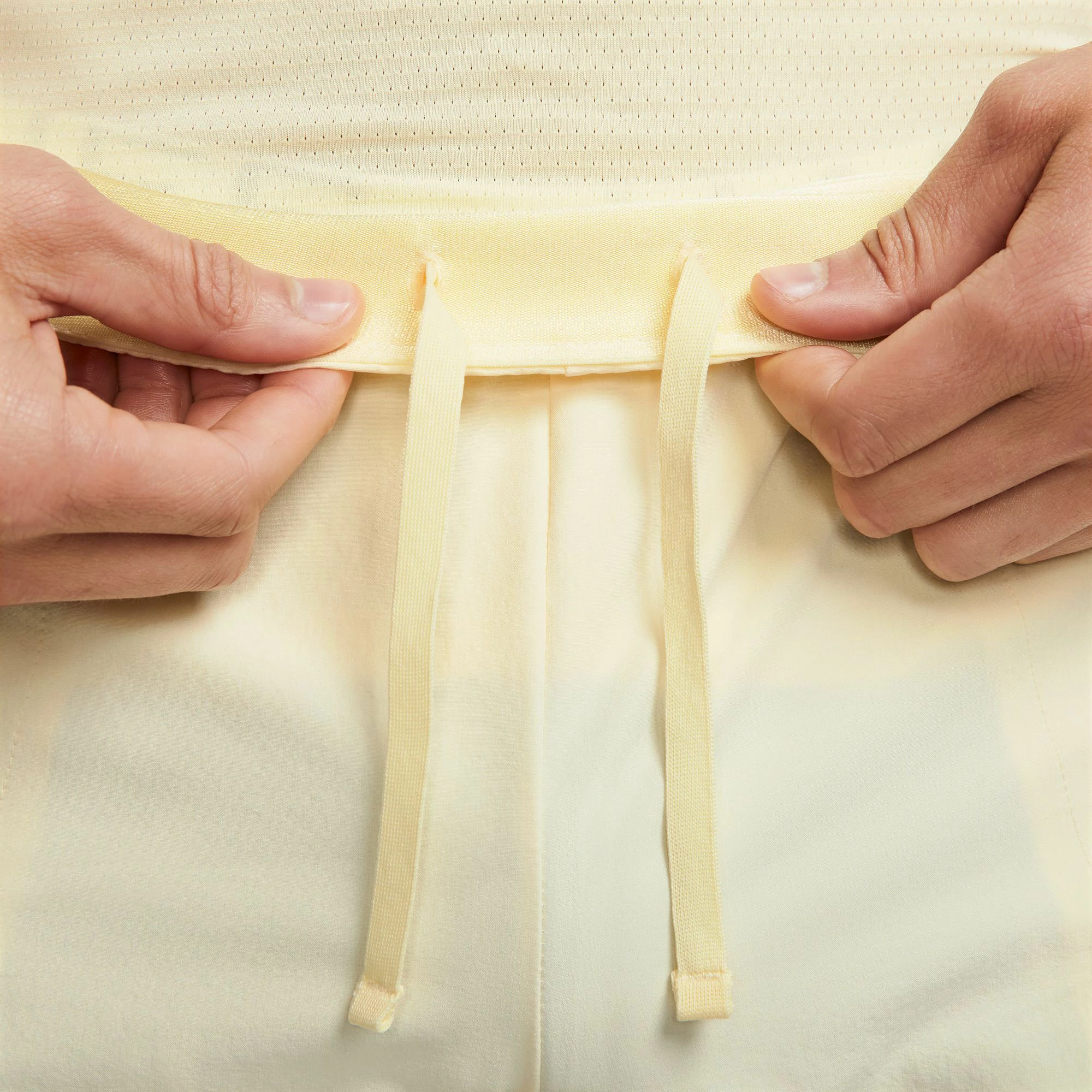 Nike Dri-Fit Court 7in Shorts Men - Yellow 7 Nike Dri-Fit Court 7in Shorts Men - Yellow - Image 7