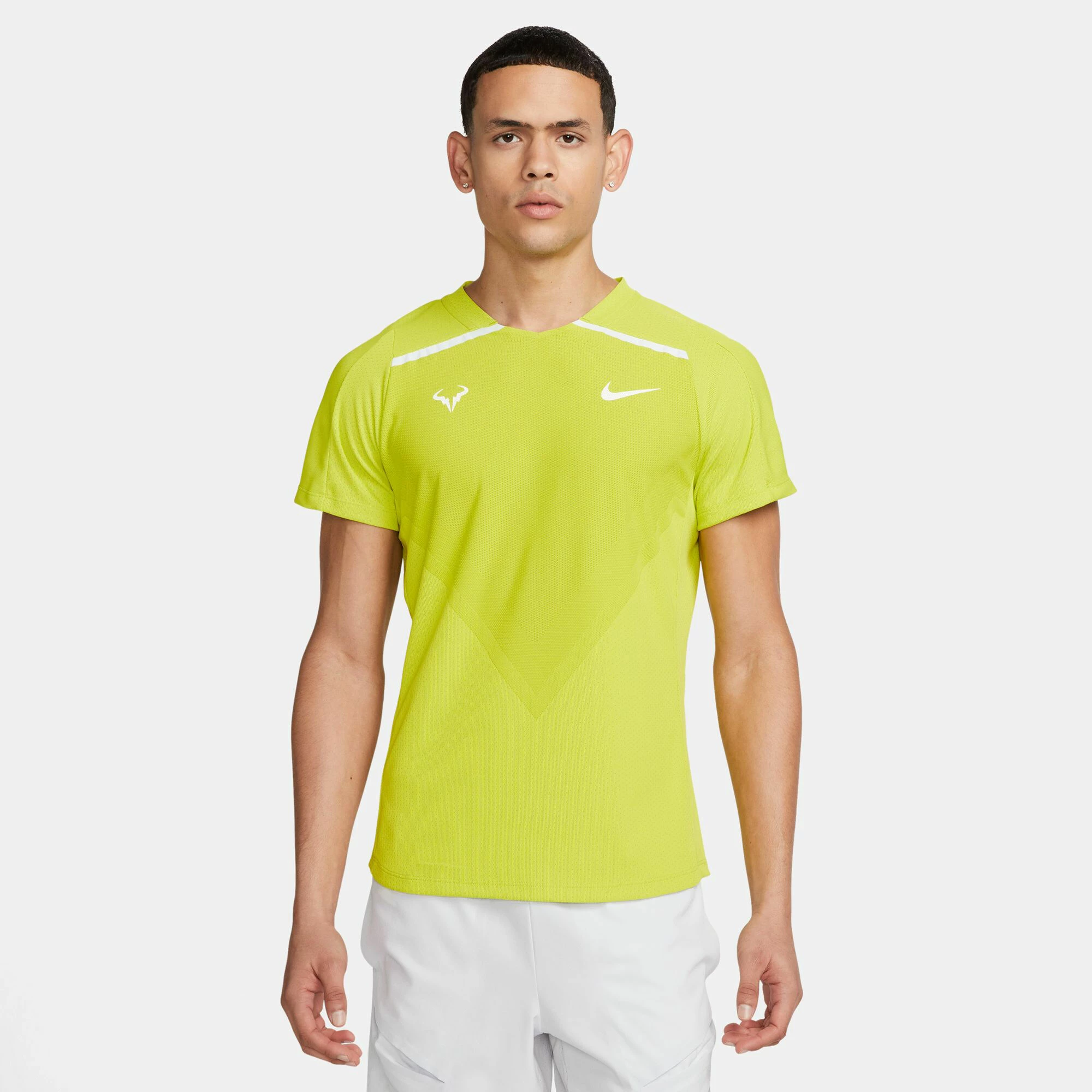 Nike Court Advantage Rafa Dri-Fit T-Shirt Men - Green 5 Nike Court Advantage Rafa Dri-Fit T-Shirt Men - Green - Image 5